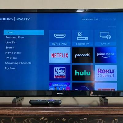 32 Inch Phillips Roku TV