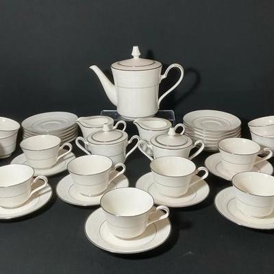 Noritake Sorrento Tea/Coffee Set