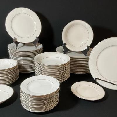 Noritake Sorrento China Set