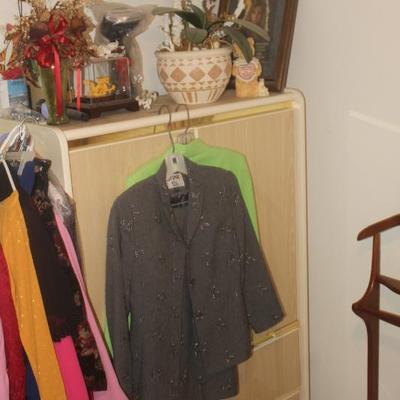 Sale Photo Thumbnail #172