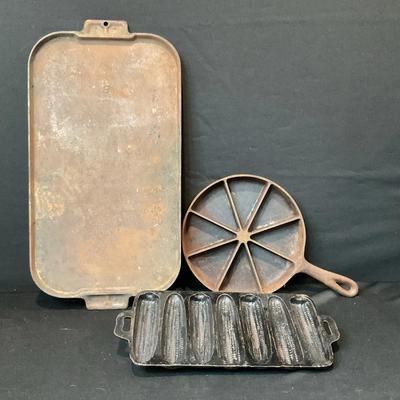 Cast Iron Griddle, Cornbread And Corn Skillets