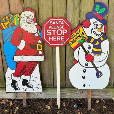 Holiday Outdoor Decor