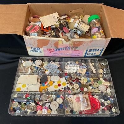Mystery Collection Of Vintage Buttons