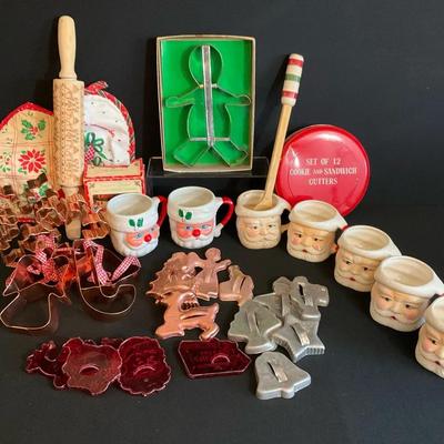 Vintage Christmas Cups And Cookie Cutters 