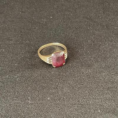 Vintage 10K Gold Ruby/Garnet Ring