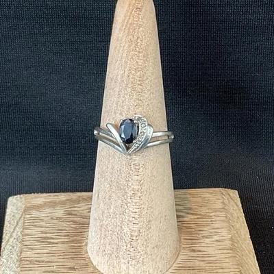 10K White Gold And Black Stone