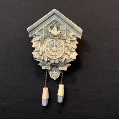 Vintage McCoy Pottery Cuckoo Clock Wall Pocket