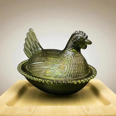 Vintage Indiana Green Hen On A  Nest Candy Dish