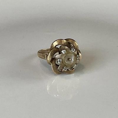 14K Gold And Diamond Ring 