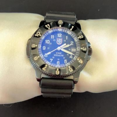 Luminox USAF Watch Stealth F-117 Nighthawk Mens 44mm 3400 Series