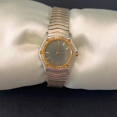 Ebel Vintage Ladies Watch / Classic Wave Sport / 18k Gold & Diamond 27 mm
