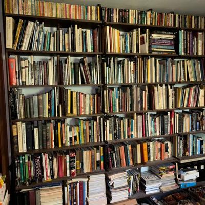 Sale Photo Thumbnail #12: Good books books and more books ?