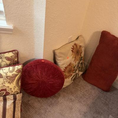 Sale Photo Thumbnail #136