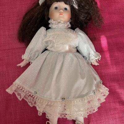 long hair doll no name