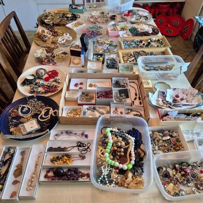 Sale Photo Thumbnail #132