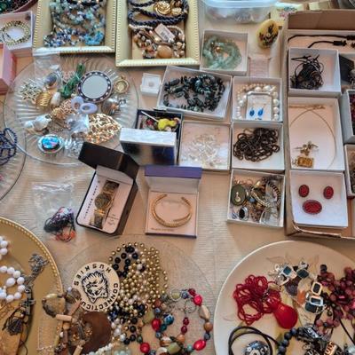 Sale Photo Thumbnail #134
