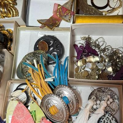 Sale Photo Thumbnail #56