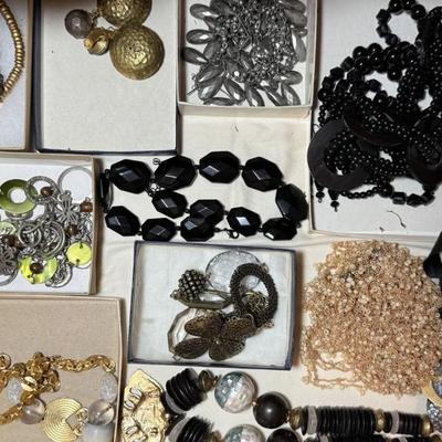 Sale Photo Thumbnail #63