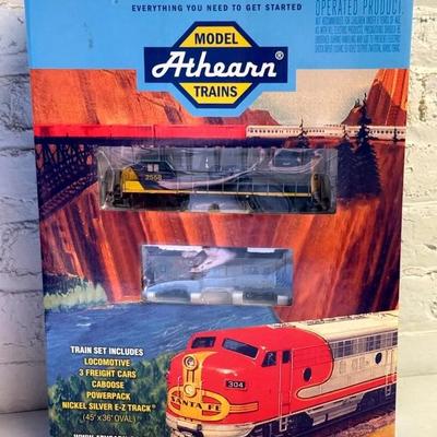 Athearn CSX Iron Horse HO-Scale Model Train Set (2008), New Open Box
