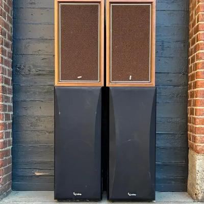 Vintage Walnut Cabinet Coral Speakers with Ebonized Finish Infinity Floor Speakers