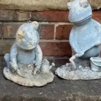 Garden Statues, Six Frogs