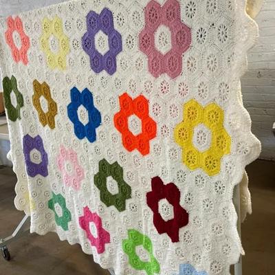 Vintage Handmade Daisy Granny Square Crochet Blanket