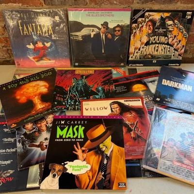 Laser Video Discs Of Classic Vintage Movies (18) Blues Brothers, Willow, Major League ++