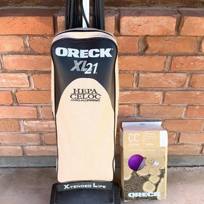 Oreck Xl 21 Hepa Celoc Vacuum With Bags 