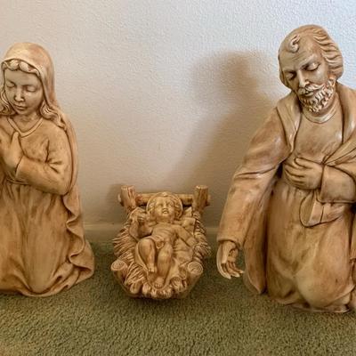 Holy Family Nativity Set