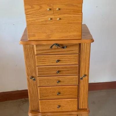 2 Jewelry Boxes 