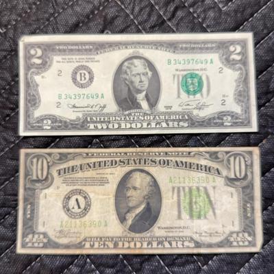 $2 Dollar & $10 Dollar Bills 1976 & 1934