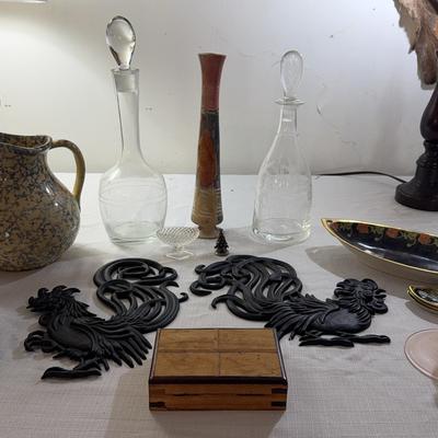 Decorations & Glassware