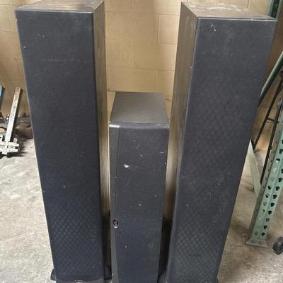 Sale Photo Thumbnail #32: Lot 48 – Klipsch Surround Sound Speakers