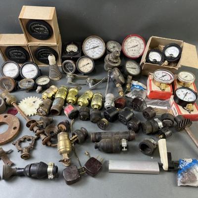 Sale Photo Thumbnail #41: Lot 57 – Vintage Plugs, Gauges, Lightbulb Fixtures & More