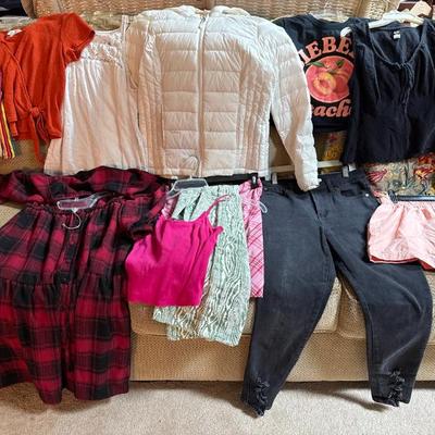 Sale Photo Thumbnail #766