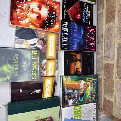 Sale Photo Thumbnail #810