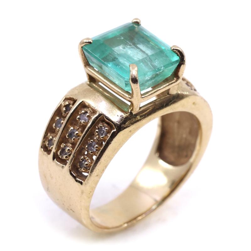 Sale Photo Thumbnail #498