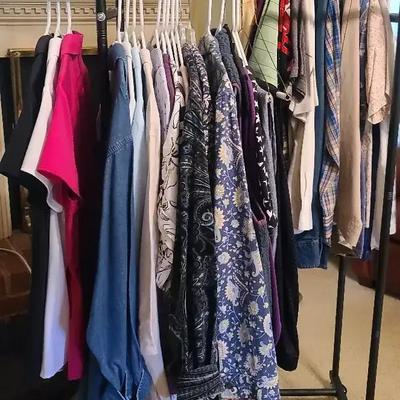 Women’s & Men’s Clothing Collection – XL, 1X & 2X