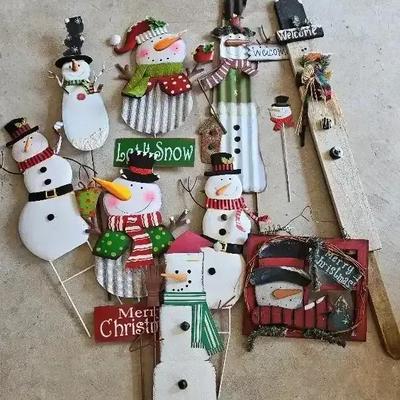 Snowman Yard Art 