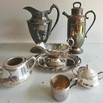 Vintage Tableware 