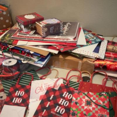 Christmas Wrapping Supplies 