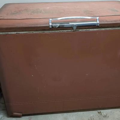 Very Large Sears Coldspot 17 Freezer