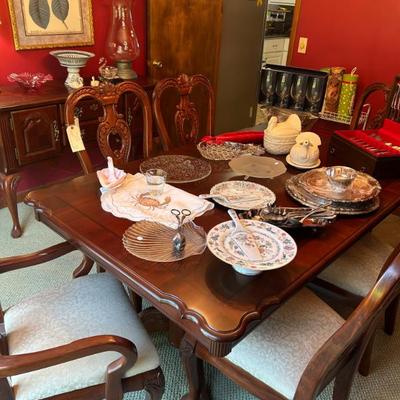 Sale Photo Thumbnail #348: Dining table with 6 chairs avaialbe. 2 leaves included with table. 