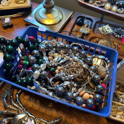 Sale Photo Thumbnail #560