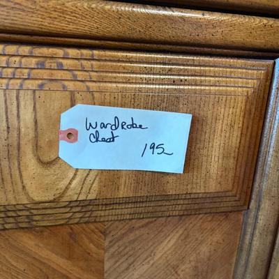 Sale Photo Thumbnail #566