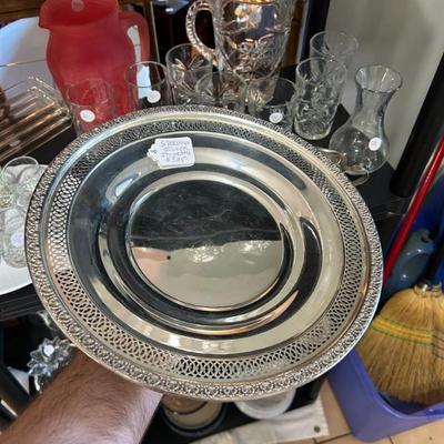 Sale Photo Thumbnail #275: Sterling silver serving plate. 390 grams. 