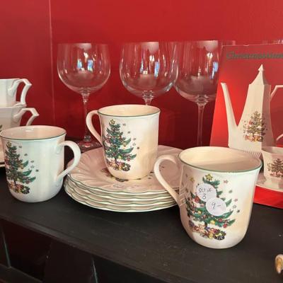Sale Photo Thumbnail #385: 3 mugs. Nikko Japan. 