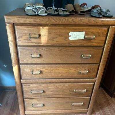 Sale Photo Thumbnail #542