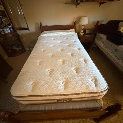 Sale Photo Thumbnail #2: 2 Twin Beds