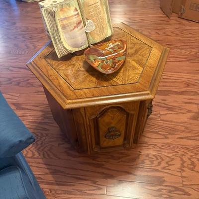 Sale Photo Thumbnail #71: End Table